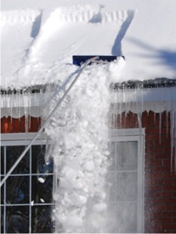Schneerechen gegen Dachlawinen